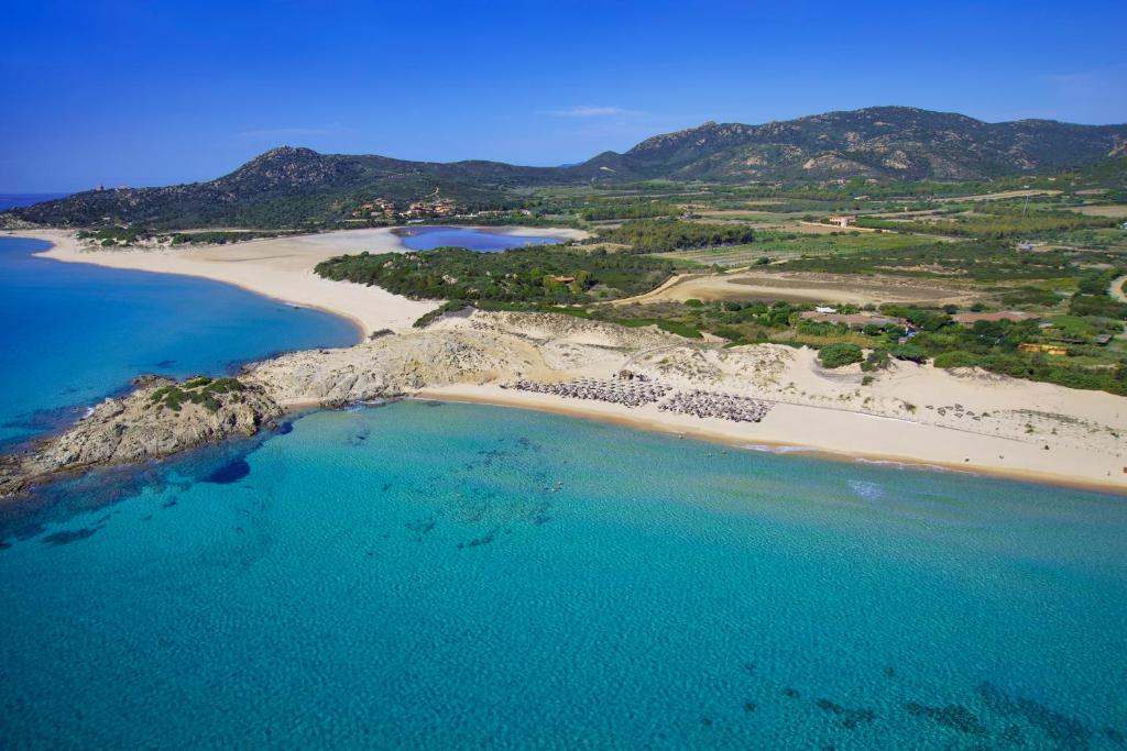 Workshop formativo farmacisti al CHIA LAGUNA. Servizi farmacia Italia in Sardegna